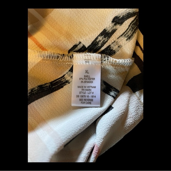 Dress Barn Pacific Coast On or Off the Shoulder Blouse - Picture 4 of 5